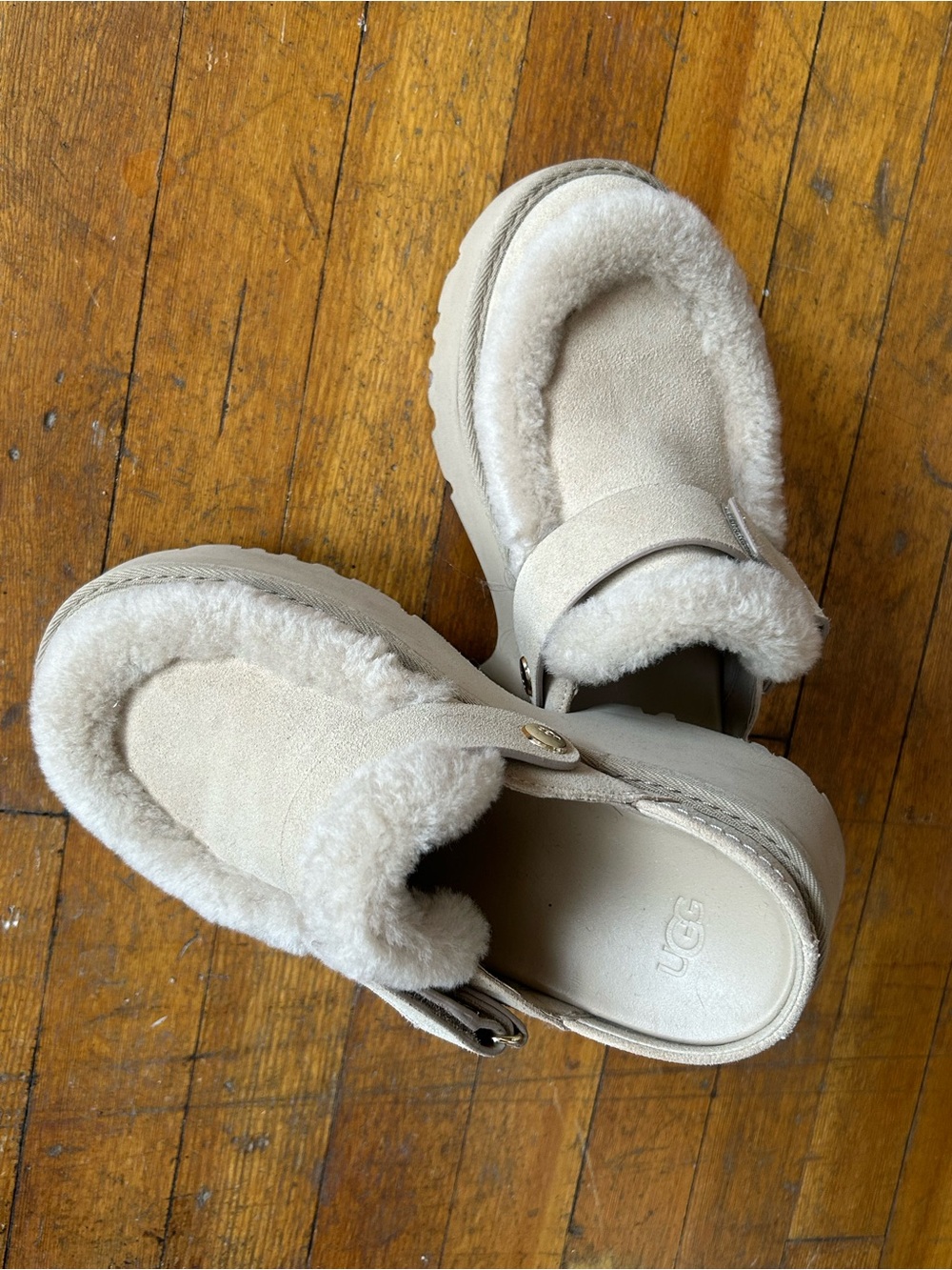UGG Esmee Shearling-Lined Mule in Beige - Picture 2 of 5